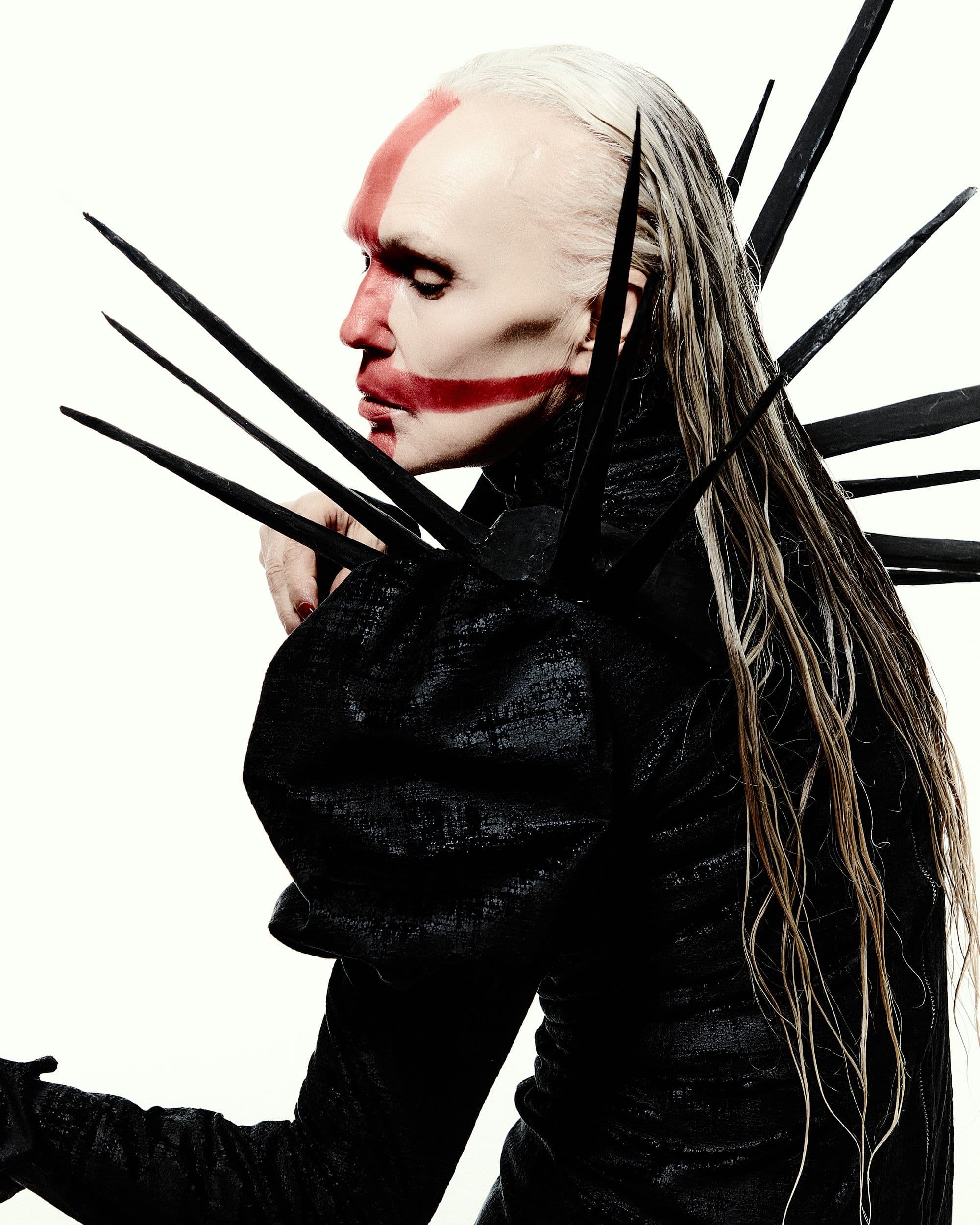 When Fashion Becomes Pure Form